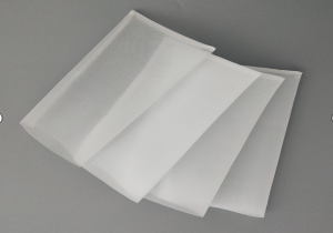 What are the factors affecting the service life of filter bag